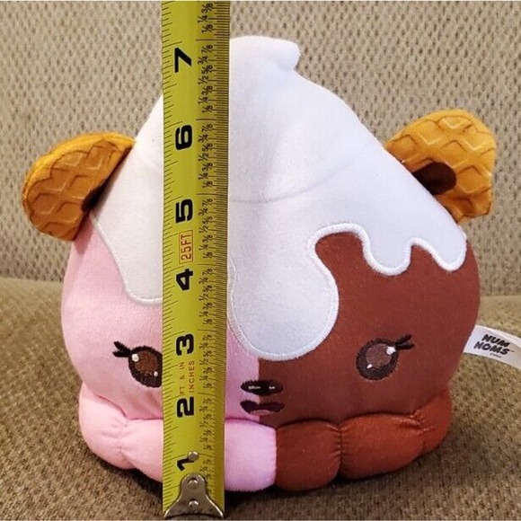 6.5" Num Noms Pink Brown White Ice Cream Waffle Ears Toy Factory Stuffed Toy - Picture 8 of 12